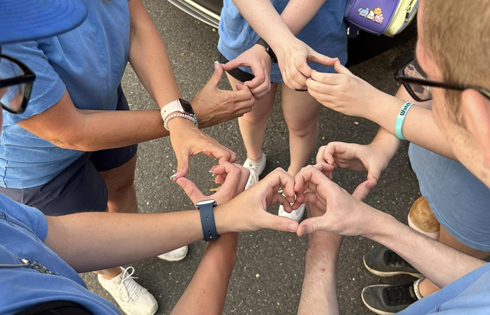 hands hearts. prayer chain